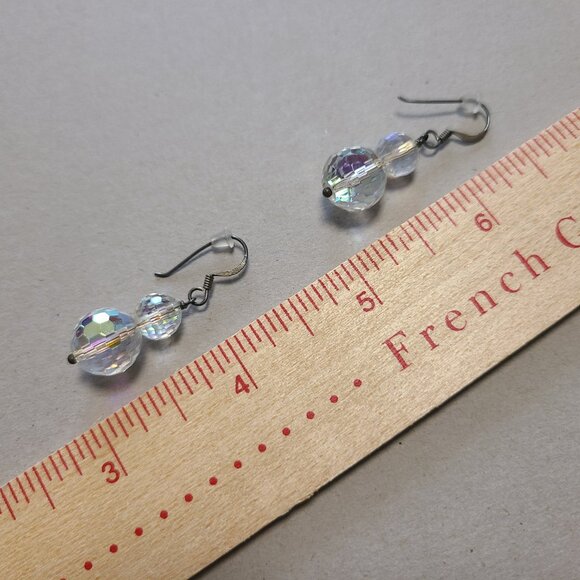 clear bead dangle earrings - Picture 2 of 3